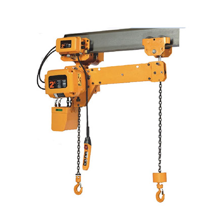 Double carabiner chain electric hoist